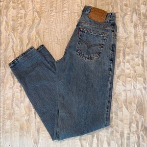Vintage Levi 550 relaxed straight legged juniors size 7 long